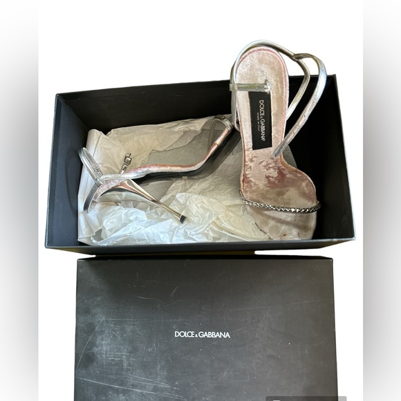 Dolce & Gabbana One of a kind Vintage Pumps custom made for ……..37 - Picture 12 of 15